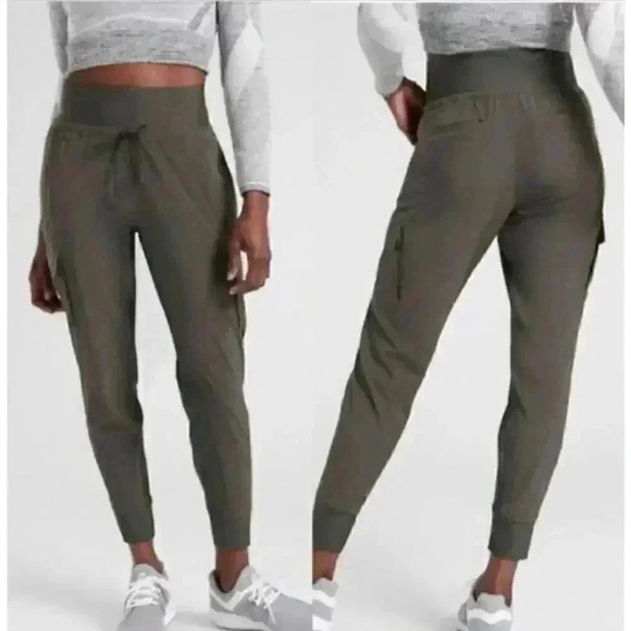 Athleta Sutton Jogger Pant in Arbor Olive Women’s Size 0 - Picture 1 of 7